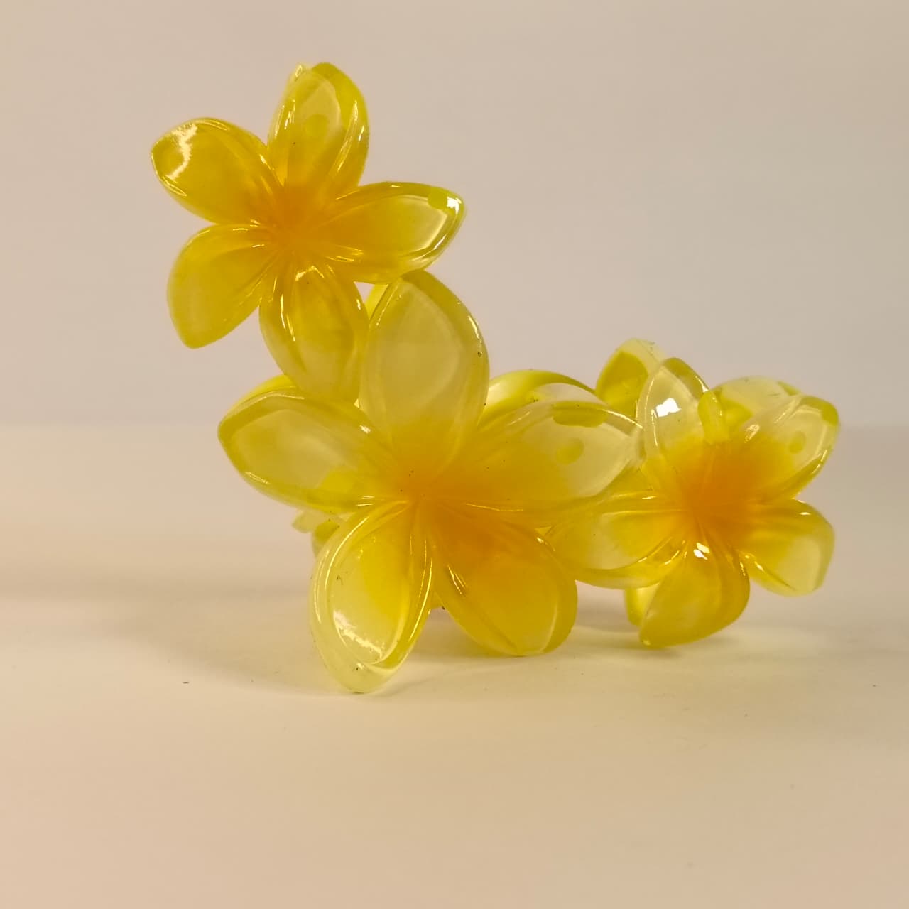 Colorful Floral Hair Claw Clips – Strong Grip & Stylish Design