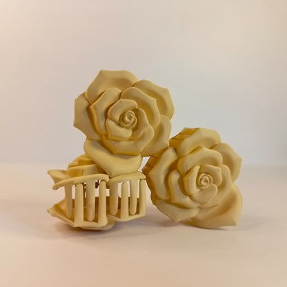 Rose Shaped Hair Claw Clips – Floral Design Hair Accessories for Women & Girls ( Pack of 1 )